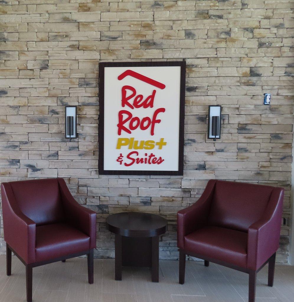 Red Roof Plus+ & Suites Erie Eksteriør bilde